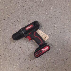 26-058- Drill with battery