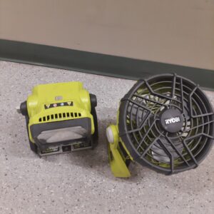 26-092-Fan and light-no battery