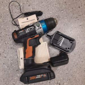 26-121-Worx drill and charger