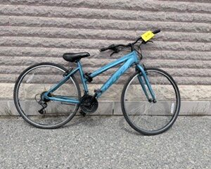 26-168- Blue Hyper SpinFit 700C Adult Male MTN Bike